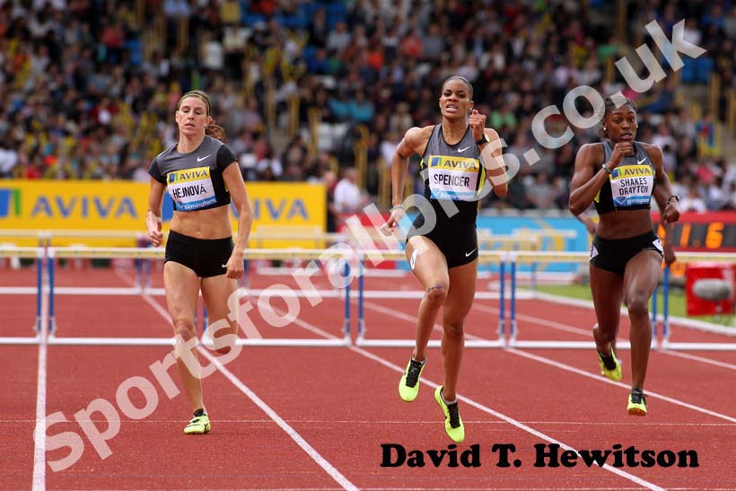Kaliese Spencer leads from Perri Shakes-Drayton and Olodie Ouedraogo in the 400 metres hurdles, 2012 Samsung Diamond League, Birmingham.